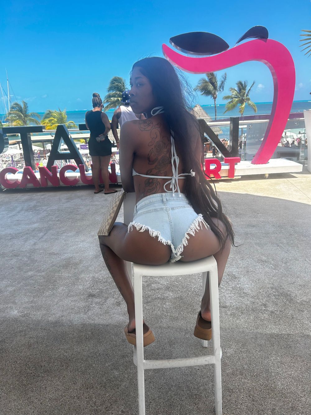 issamodel OnlyFans profile picture