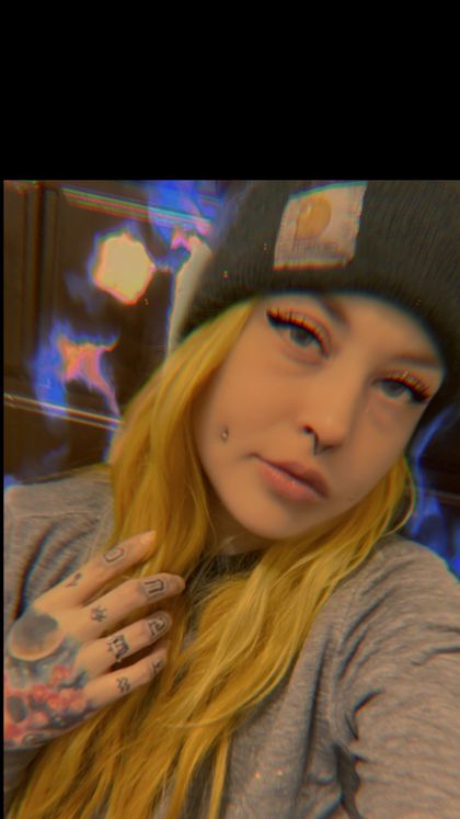 vixynfoxx OnlyFans picture