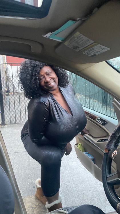 bigbustyvanessa1 OnlyFans picture