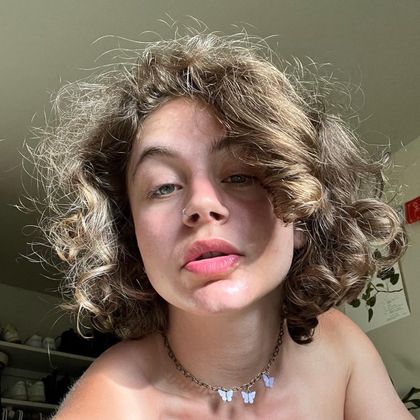 athenabloome OnlyFans picture