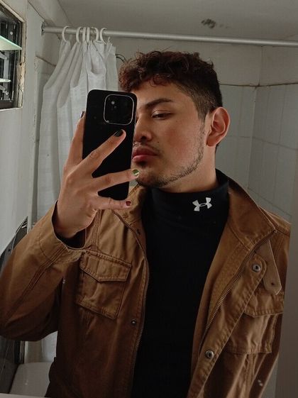 lwisgomez OnlyFans picture