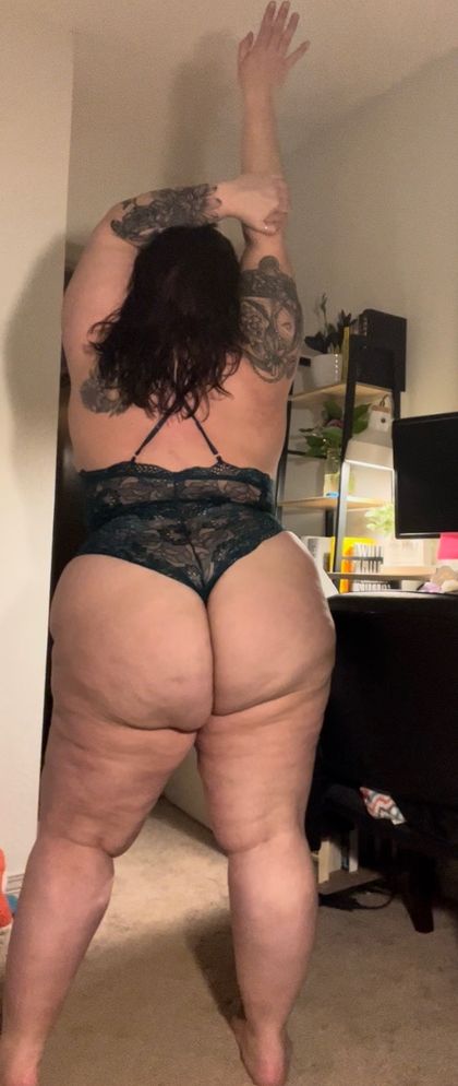 plussizescorpio_21 OnlyFans picture