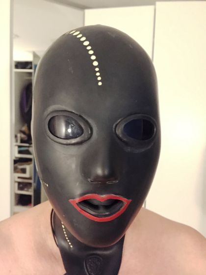 feel_latex_nylon OnlyFans picture