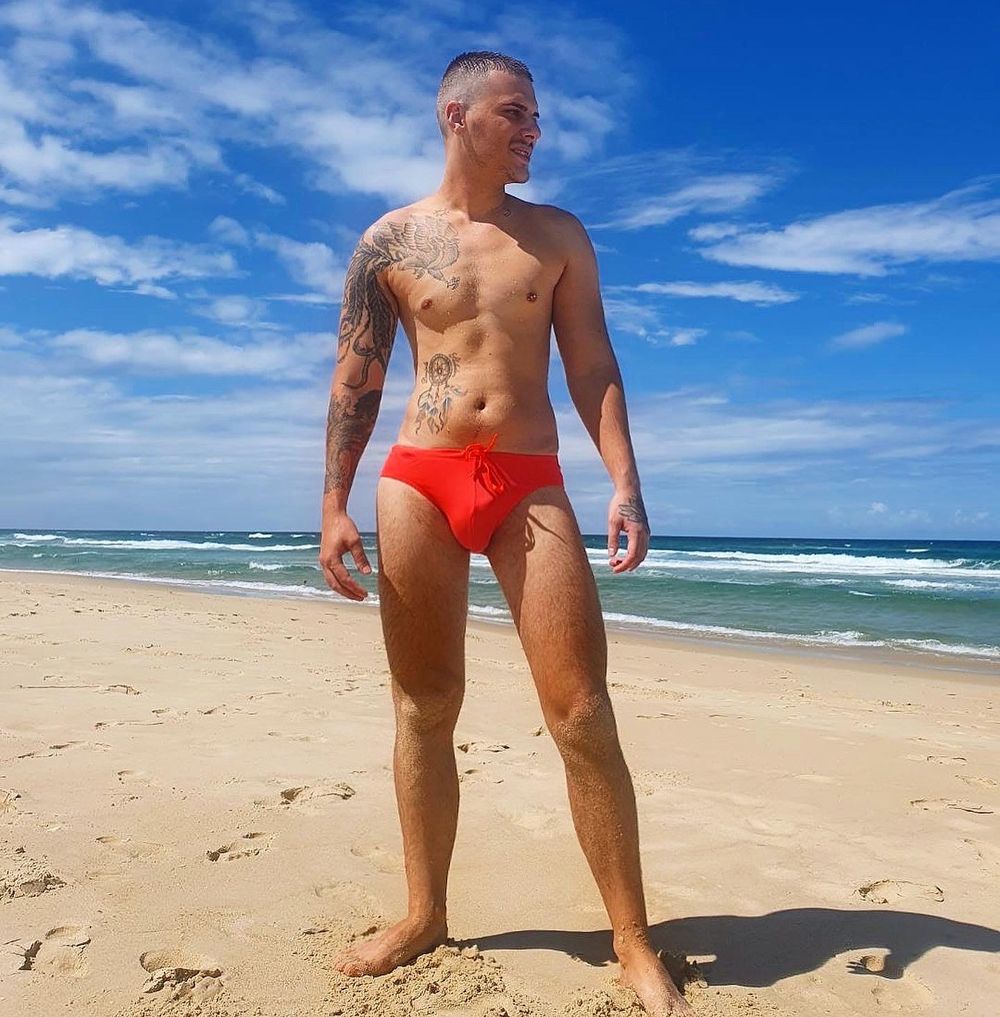dezzz1995 OnlyFans profile picture