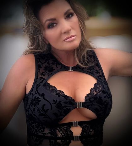 presleesplayhouse OnlyFans picture