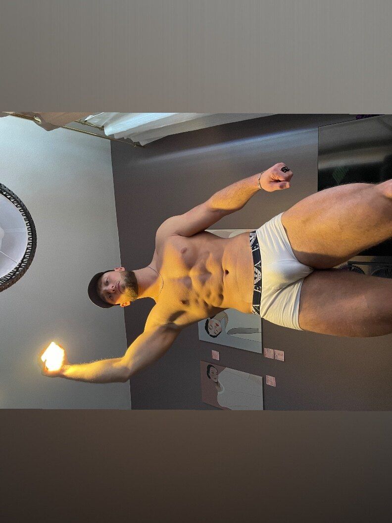 maxcrave OnlyFans profile picture