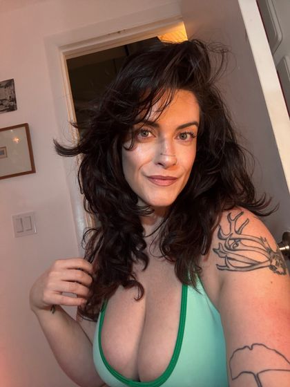 astroeileen OnlyFans picture