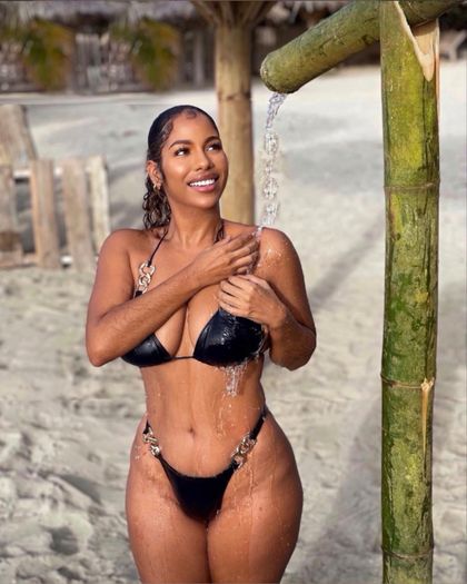 leizakeane OnlyFans picture