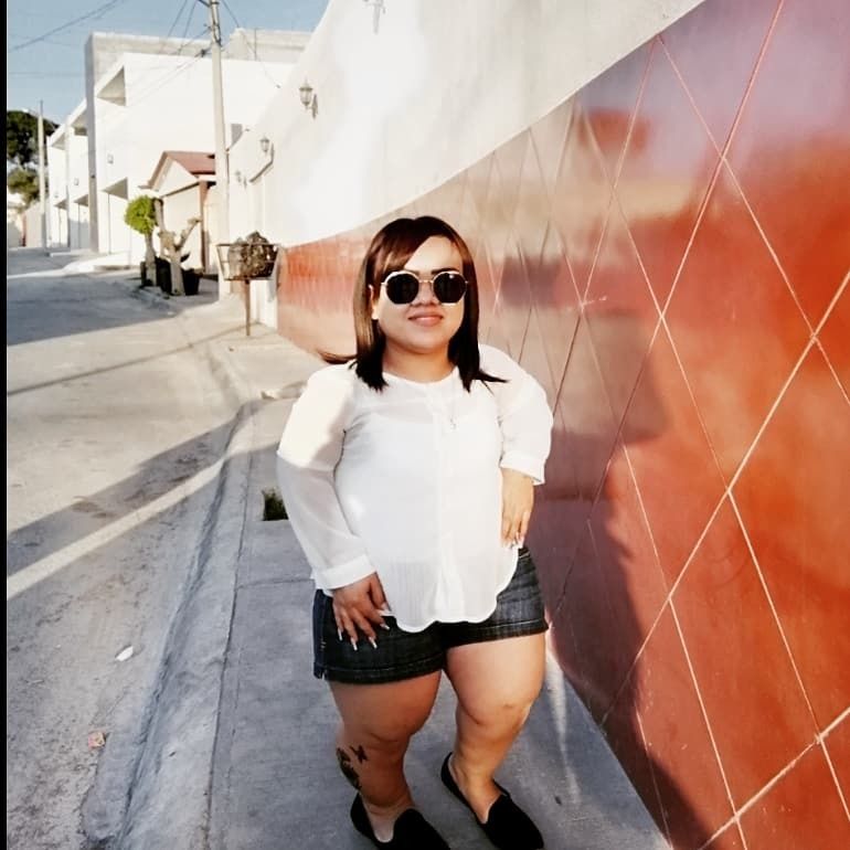 lauragl93 OnlyFans profile picture