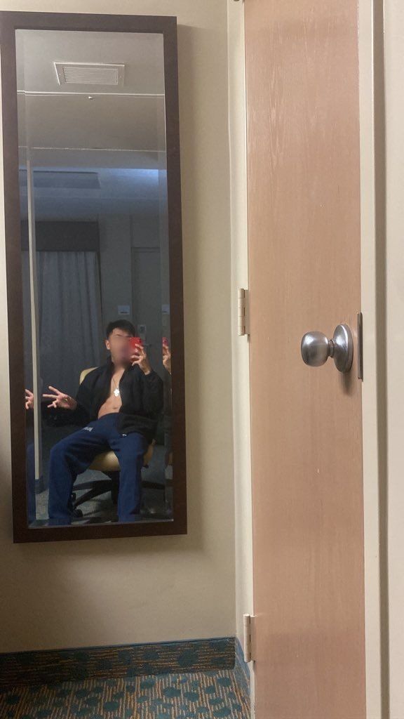 bi.closeted OnlyFans profile picture