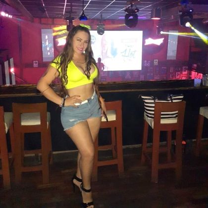 Best Hot Lindze OnlyFans Accounts | FansMetrics.com