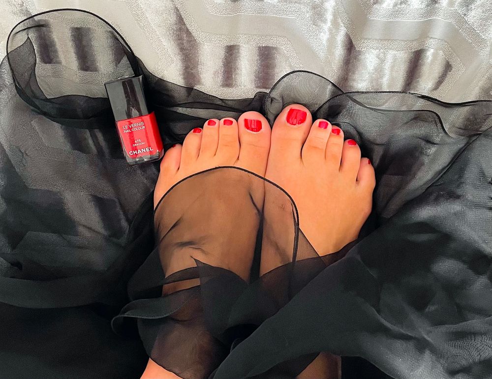 prettylittleposhtoes OnlyFans profile picture