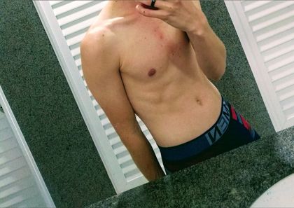 italianboyee OnlyFans picture