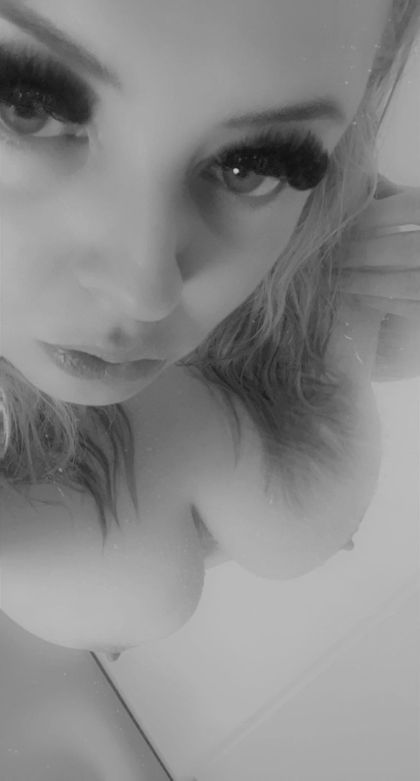 blondebomber3 OnlyFans picture