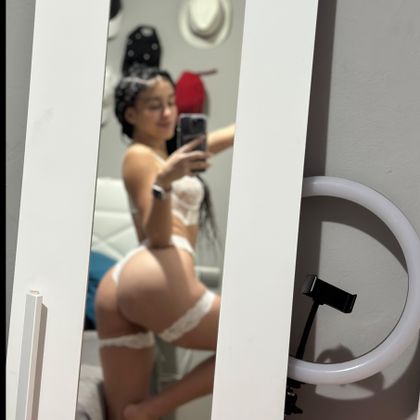 ladyoficialgirl28 OnlyFans picture