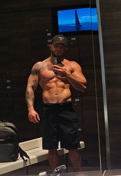 mifox OnlyFans picture