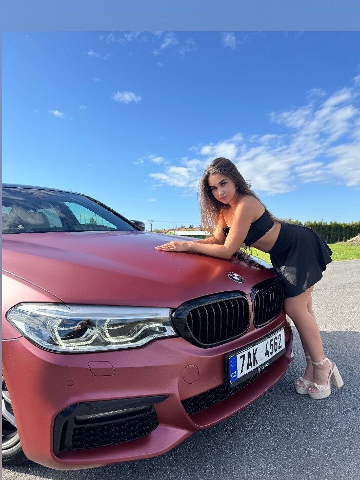 suziluna OnlyFans profile picture