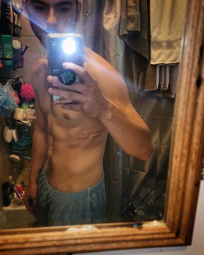 chrls0831 OnlyFans picture