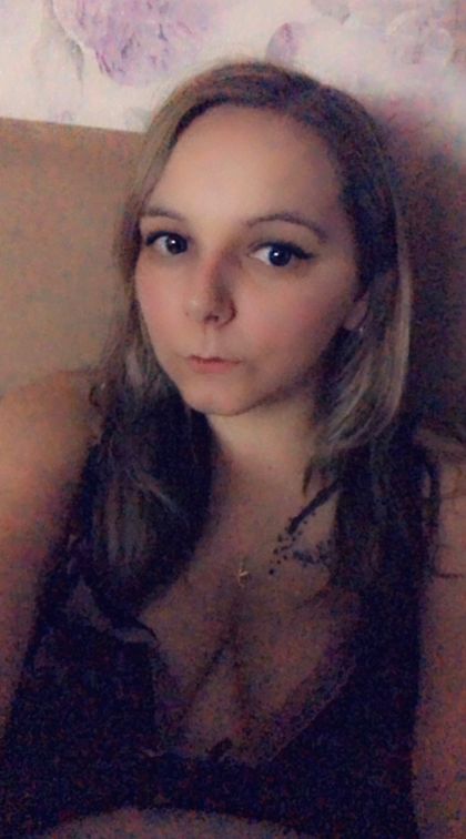littleshy10 OnlyFans picture