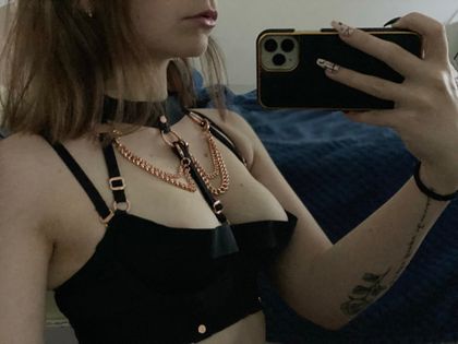 aurora.the.brat OnlyFans picture