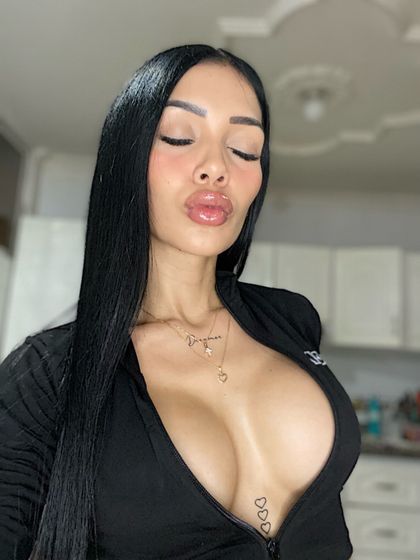 vanessaramirez01 OnlyFans picture