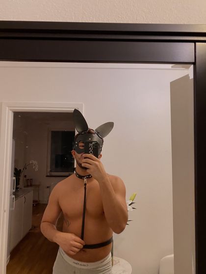 u180961113 OnlyFans picture