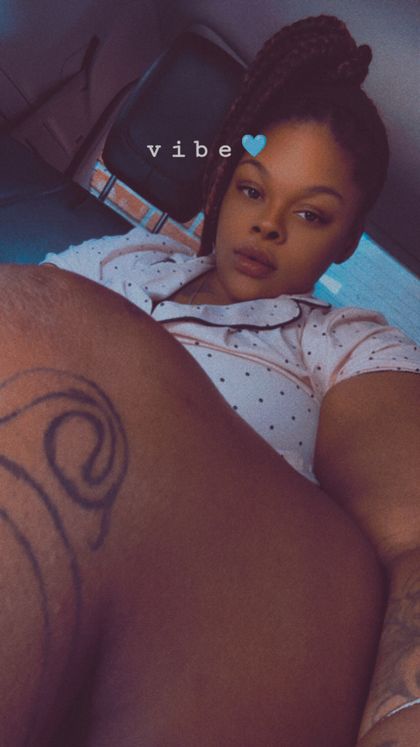 dimplez0105 OnlyFans picture