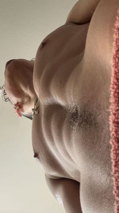s.noahg OnlyFans picture