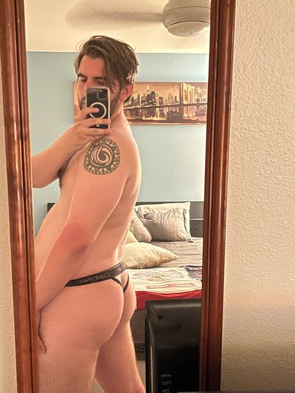 tallpaulbottoms OnlyFans picture