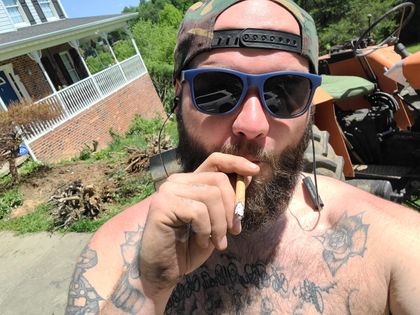 hansomehandyman OnlyFans picture
