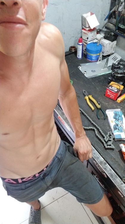 mechanicboy OnlyFans picture