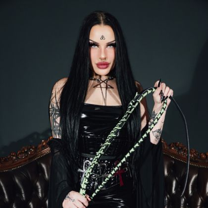 elinyath OnlyFans picture