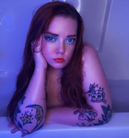 vernaughtica OnlyFans picture