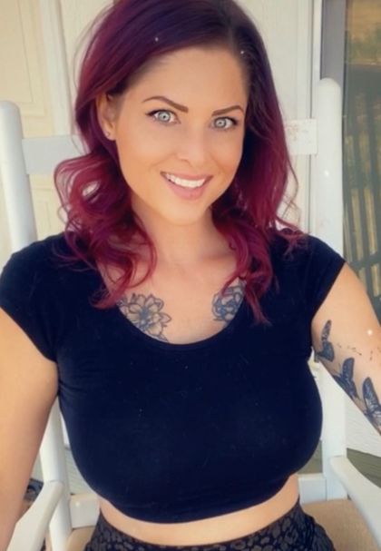 hailivyking OnlyFans picture