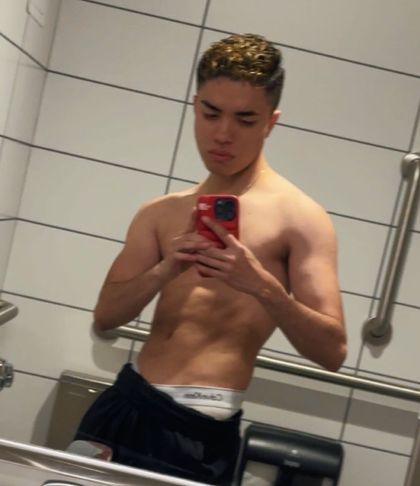 kalekameron2002 OnlyFans picture