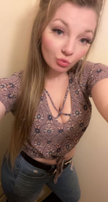 qu33nsam8596 OnlyFans picture