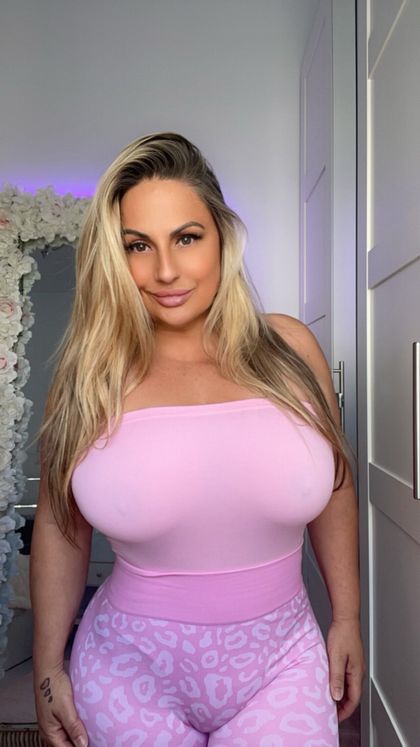 baddiemi OnlyFans picture
