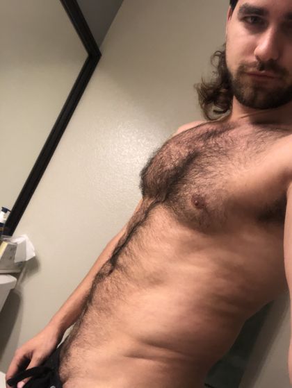 ajlovesyouuu OnlyFans picture