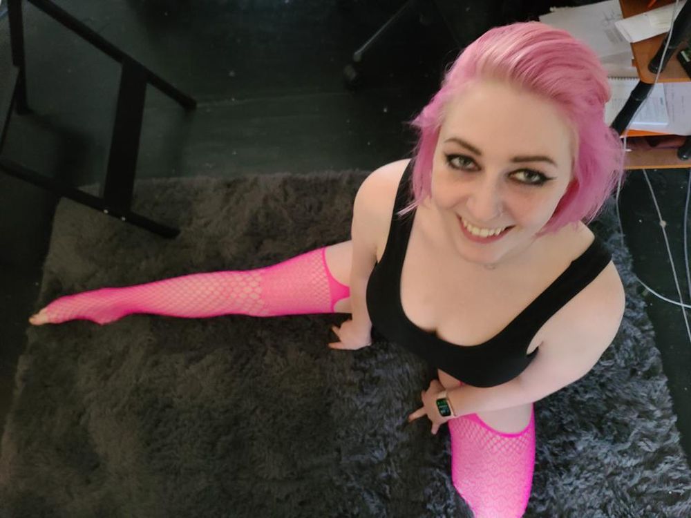 crumbytit OnlyFans profile picture