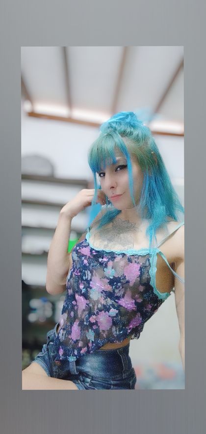 chloe_petite OnlyFans picture