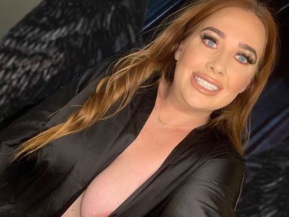 kiahsagee OnlyFans picture