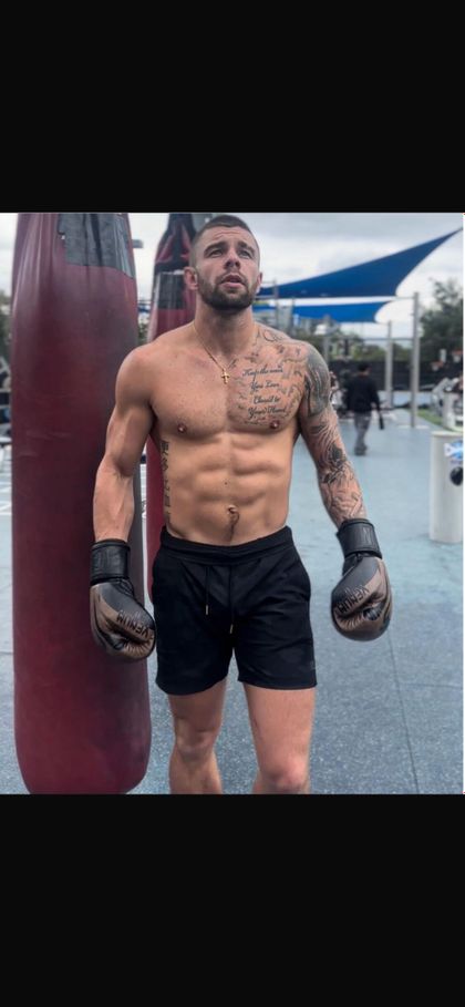 theufcfan_8181 OnlyFans picture