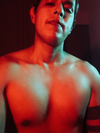 renzoalejandro_free OnlyFans picture