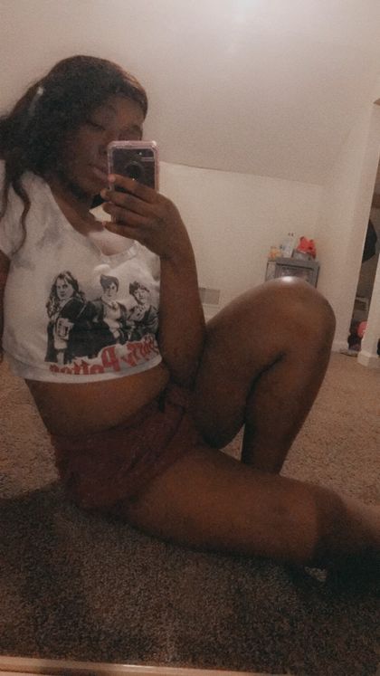 bonquishaniquarose OnlyFans picture