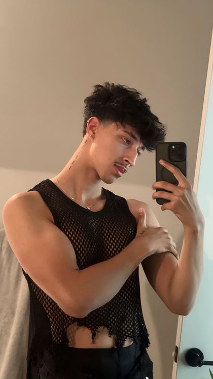 tjsmokezzz OnlyFans picture