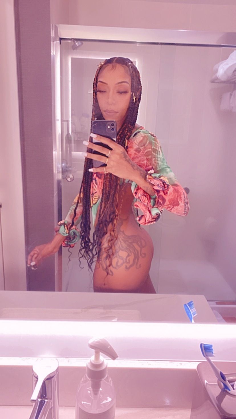leeeggggsssss OnlyFans profile picture