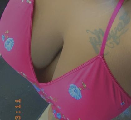 prettiiwhenwet OnlyFans picture