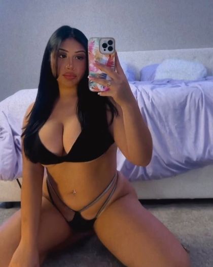 juicyylucyy77 OnlyFans picture