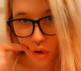 juulied OnlyFans picture