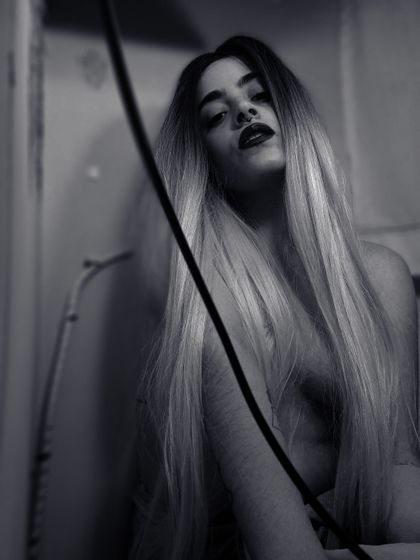 linasfetish OnlyFans picture